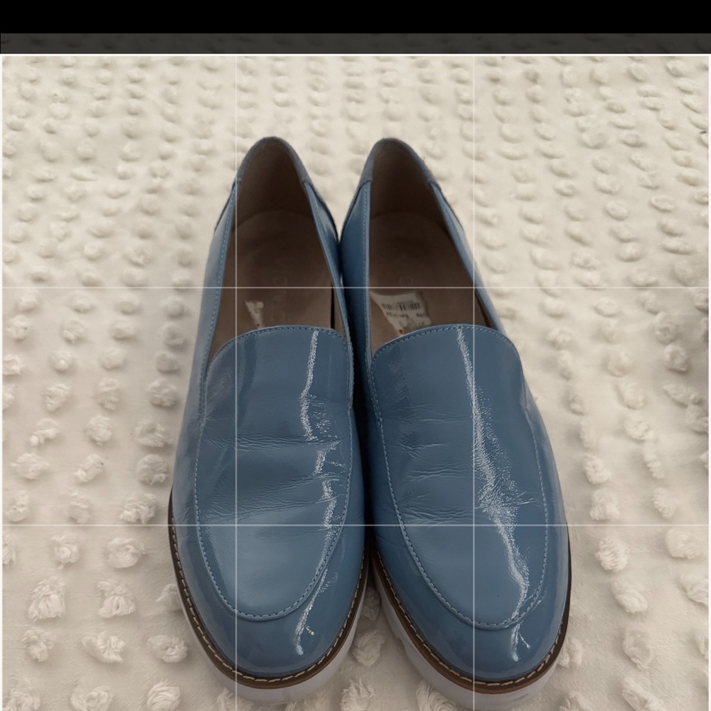 Vionic Women's Light Blue Patent Loafers